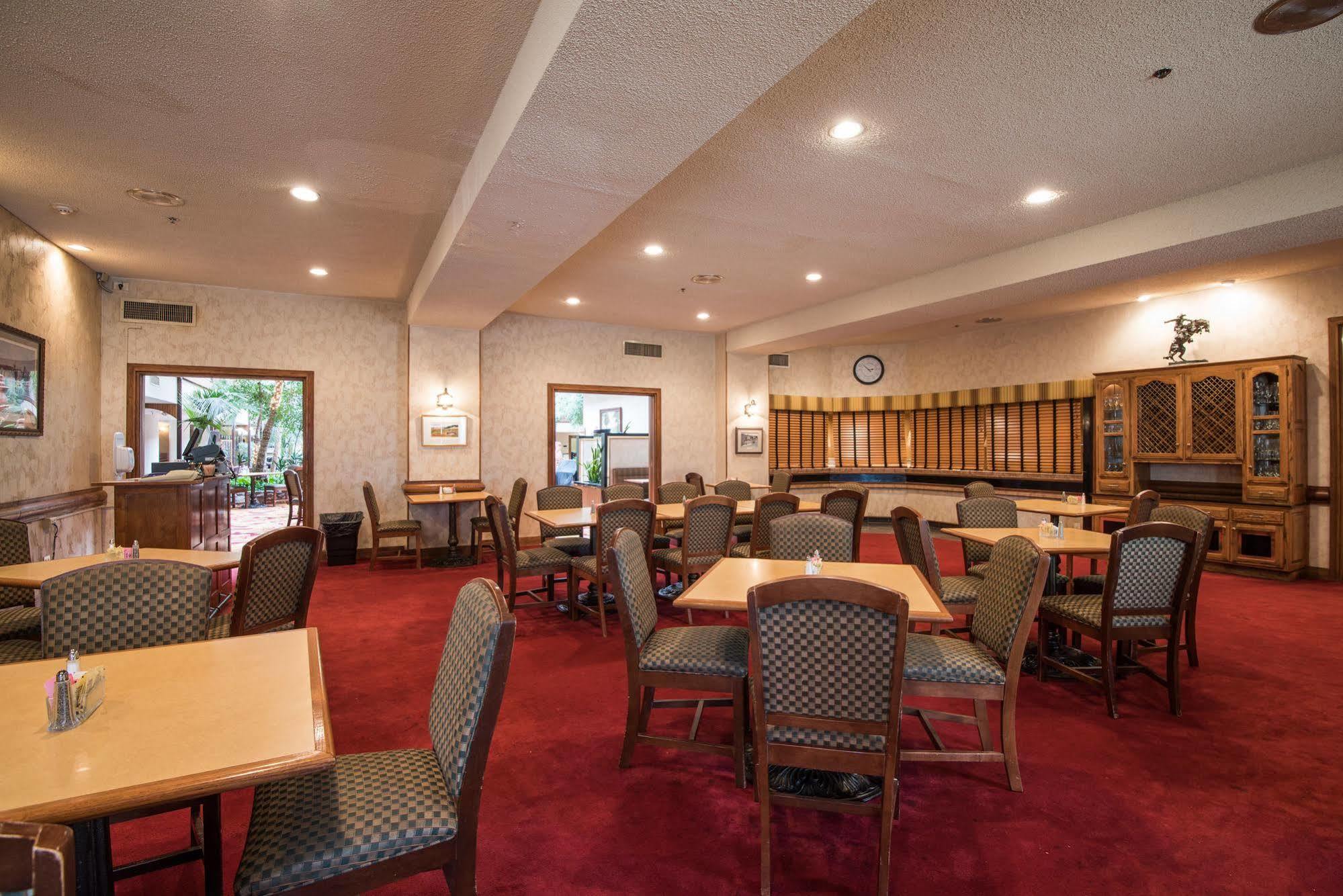 Mcm Elegante Suites Abilene Ngoại thất bức ảnh